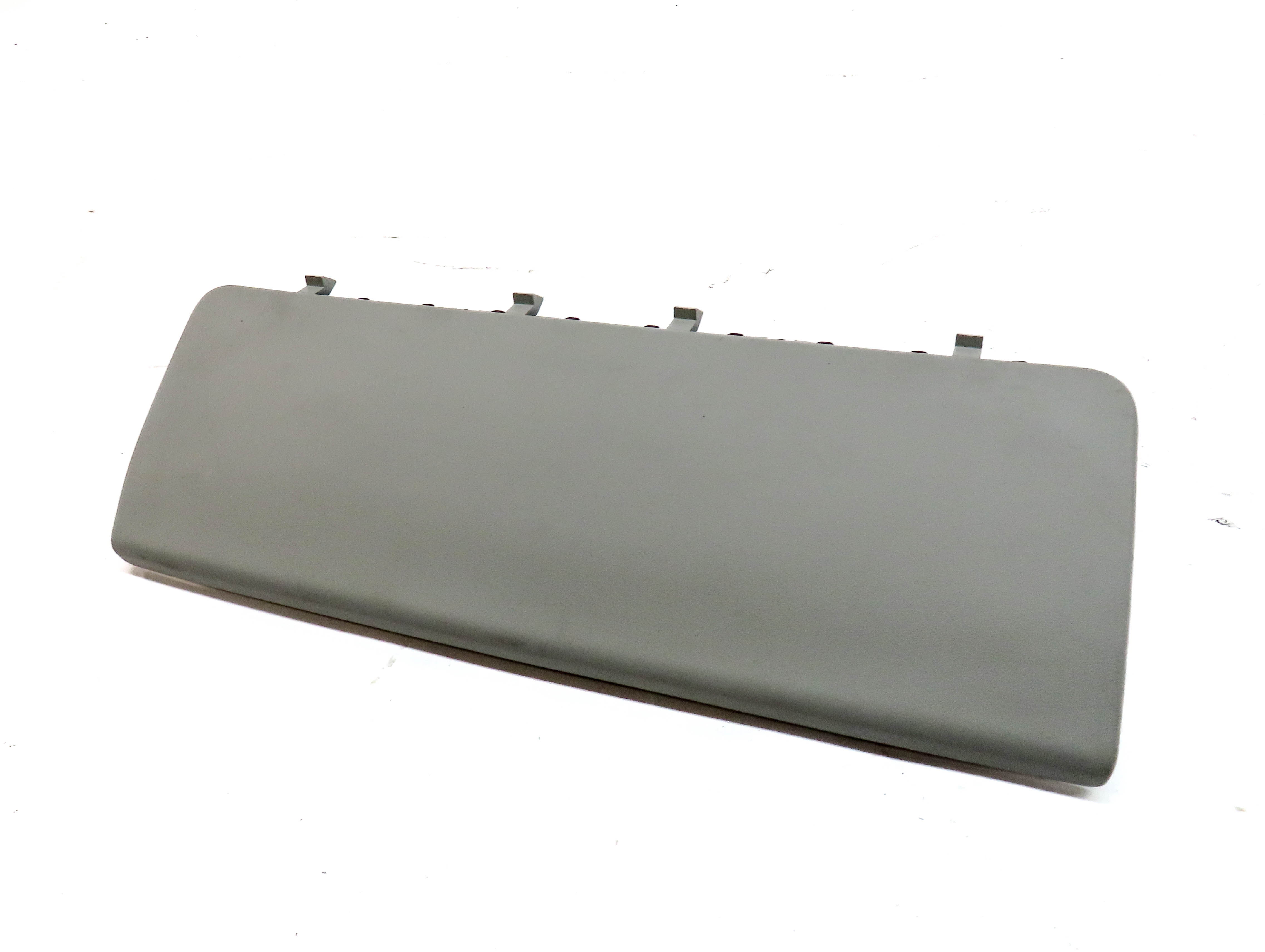 2015-2019 LAND ROVER DISCOVERY SPORT (L550) LEFT DRIVER KNEE AIRBAG (GREY) — exact item pictured